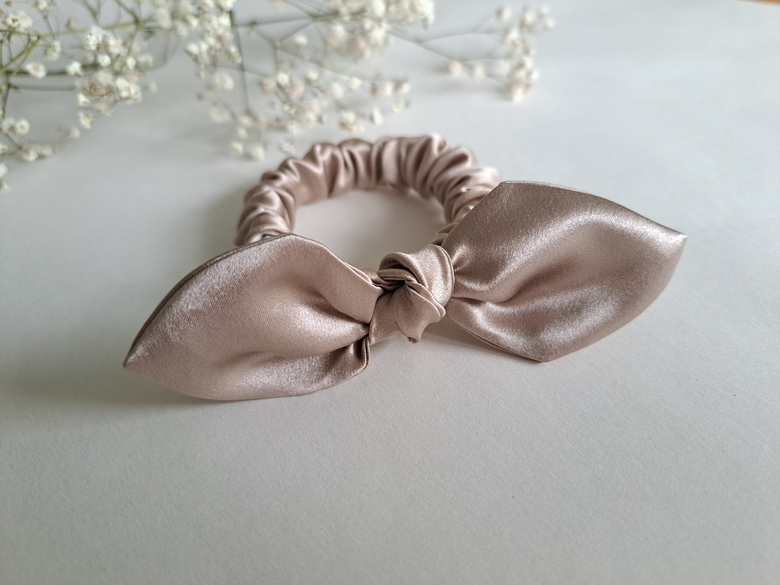 TalvEst siidist juuksekumm (scrunchie/patsikumm) cappuccino S lipsuga