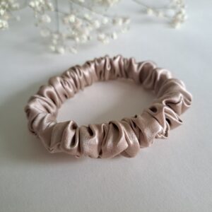 TalvEst siidist juuksekumm (scrunchie/patsikumm) cappuccino S