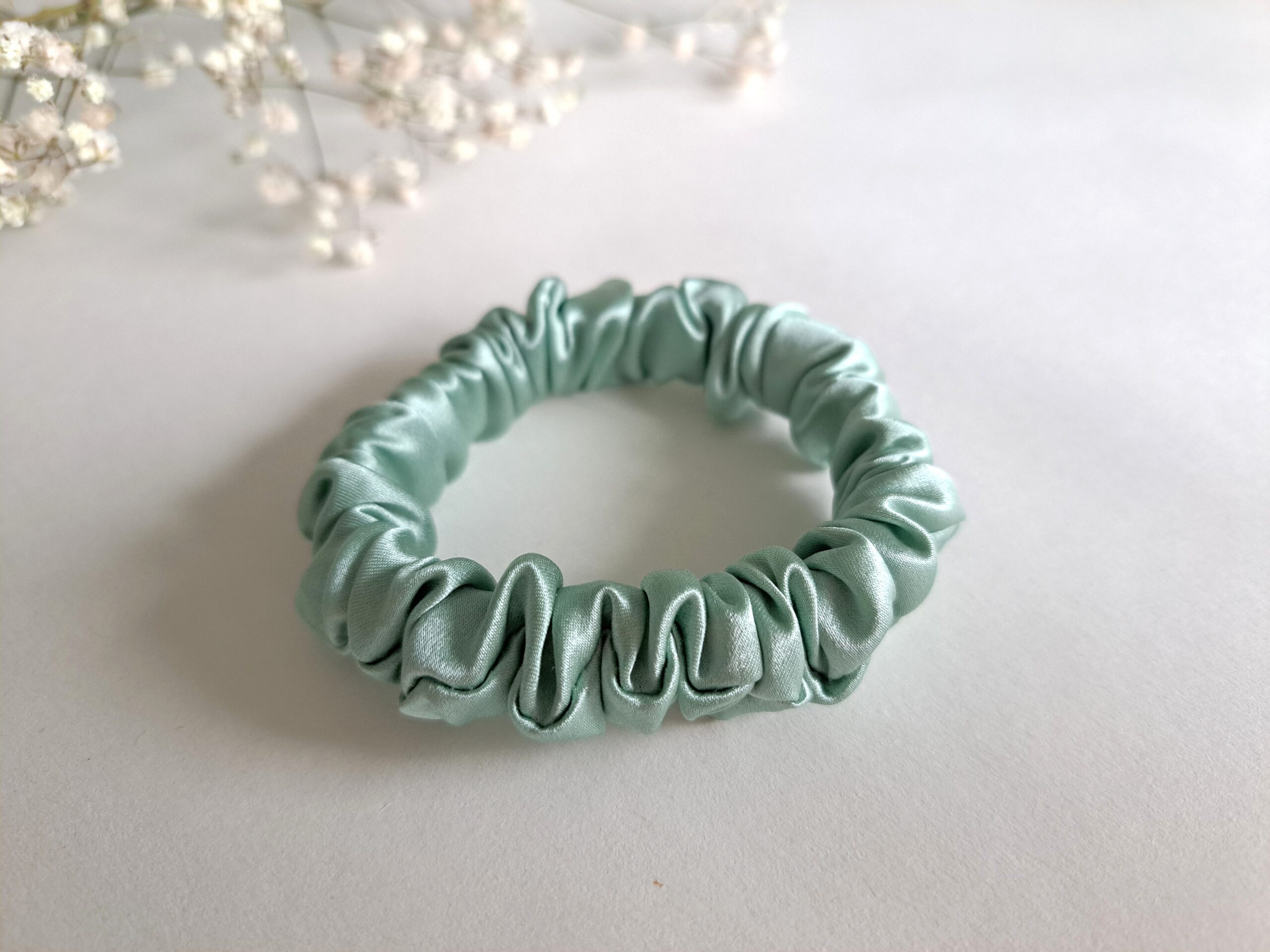 TalvEst siidist juuksekumm (scrunchie/patsikumm) mündiroheline S