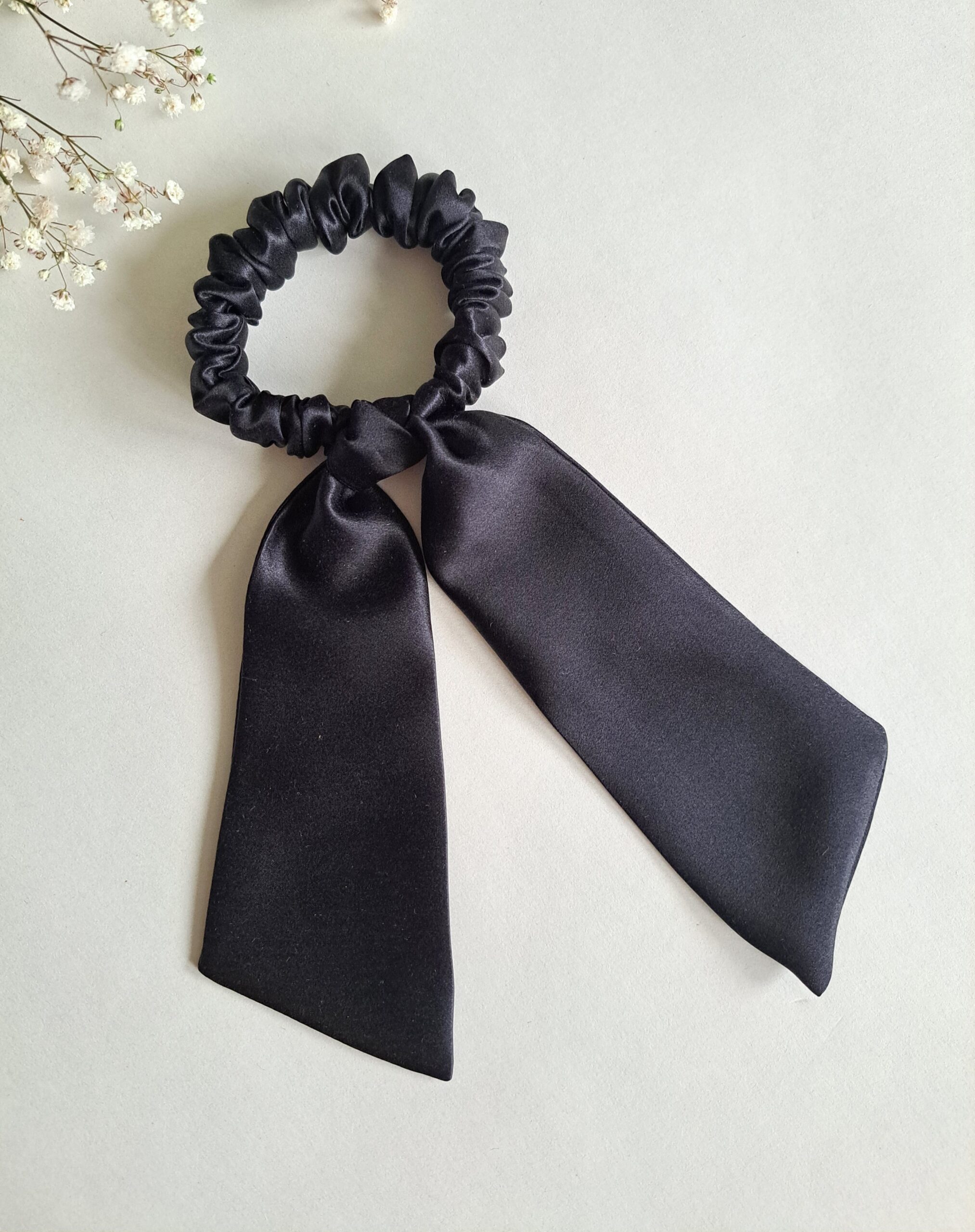 TalvEst siidist juuksekumm (scrunchie/patsikumm) must S lehviga