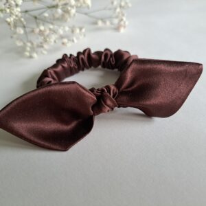 TalvEst siidist juuksekumm (scrunchie/patsikumm) pruun S lipsuga